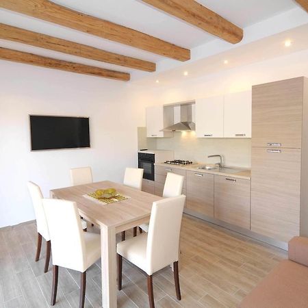 בודוני Residence Tanaunella חדר תמונה