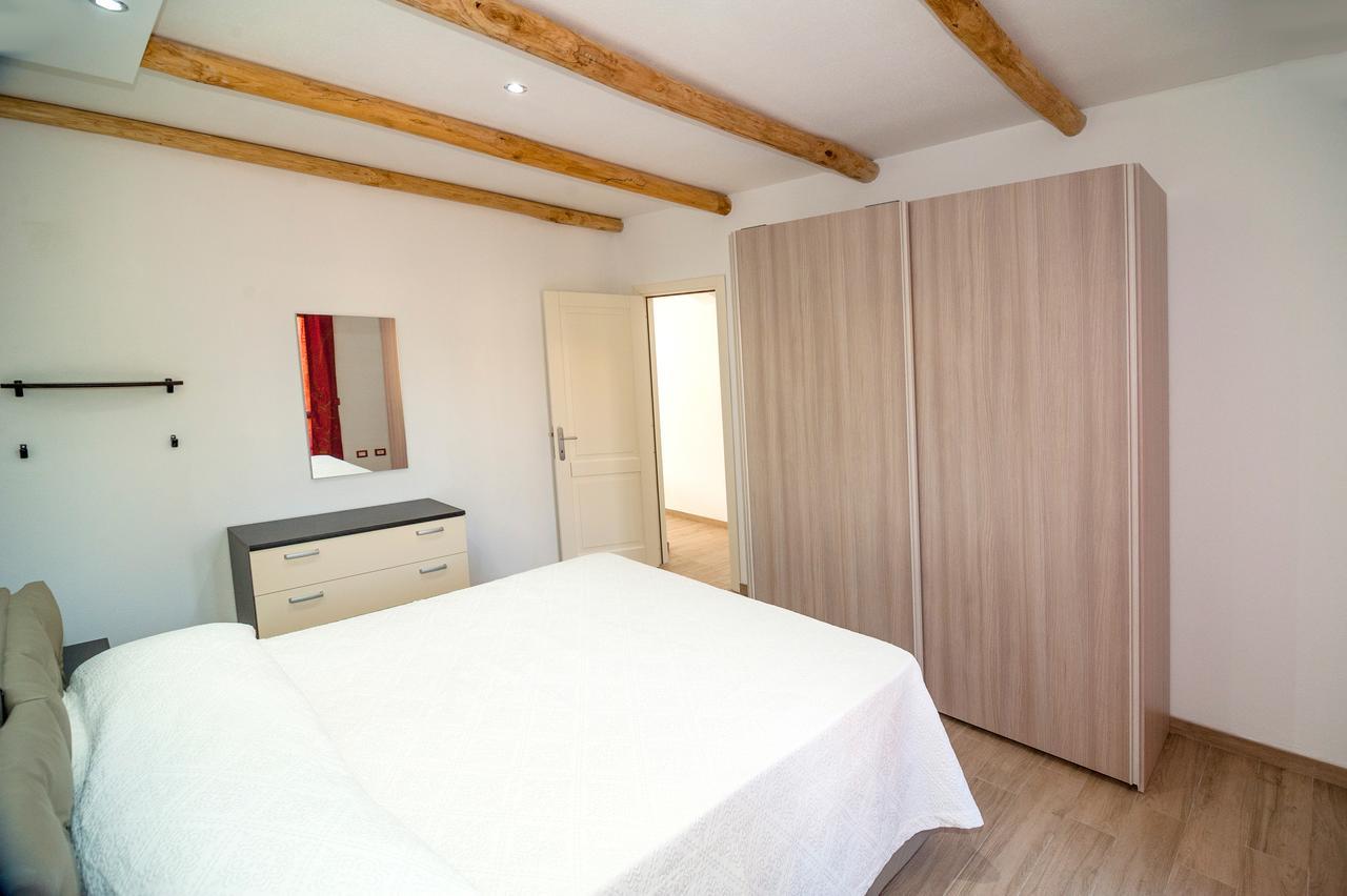 בודוני Residence Tanaunella מראה חיצוני תמונה